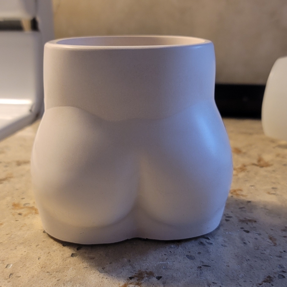 BOOTY VASE - Picture 4 of 15
